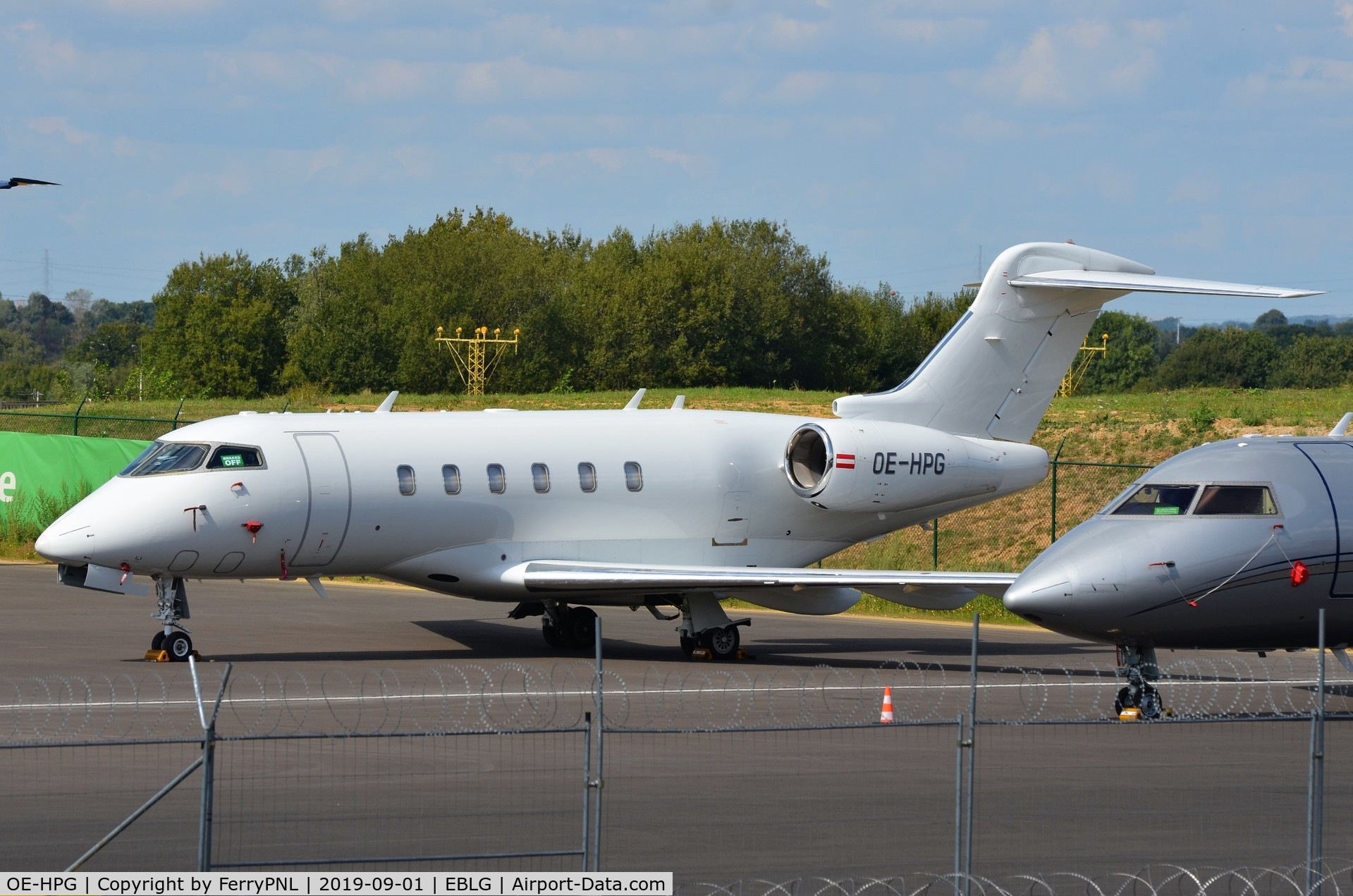 OE-HPG, 2008 Bombardier Challenger 300 (BD-100-1A10) C/N 20251, Amira Air CL300
