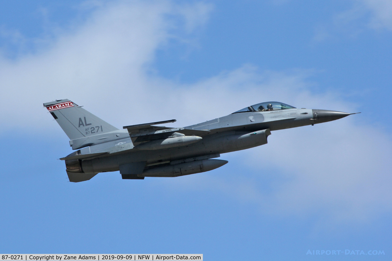 87-0271, 1987 General Dynamics F-16C Fighting Falcon C/N 5C-532, Departing NAS Fort Worth