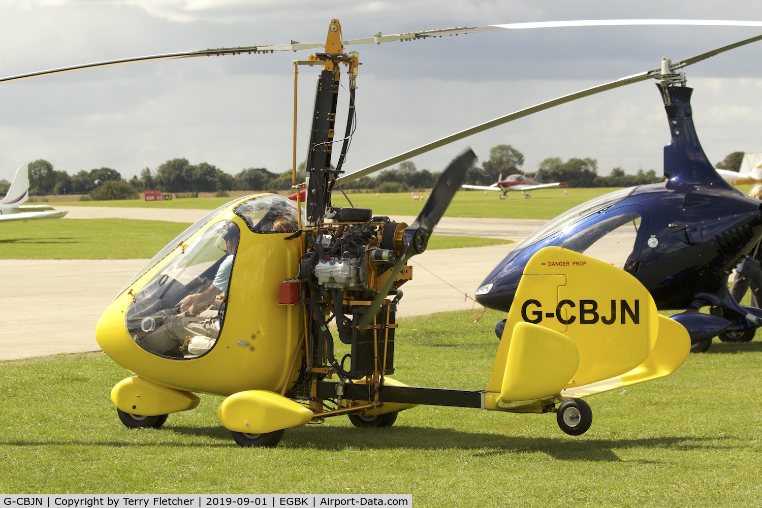 G-CBJN, 2002 RAF 2000 GTX SE C/N PFA G/13-1335, At Sywell