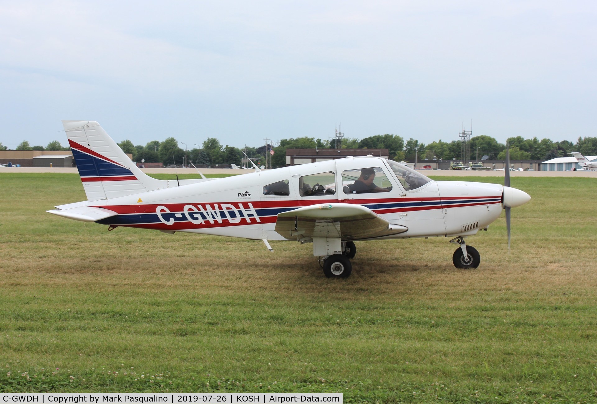 C-GWDH, 1984 Piper PA-28-181 C/N 28-8490081, Piper PA-28-181