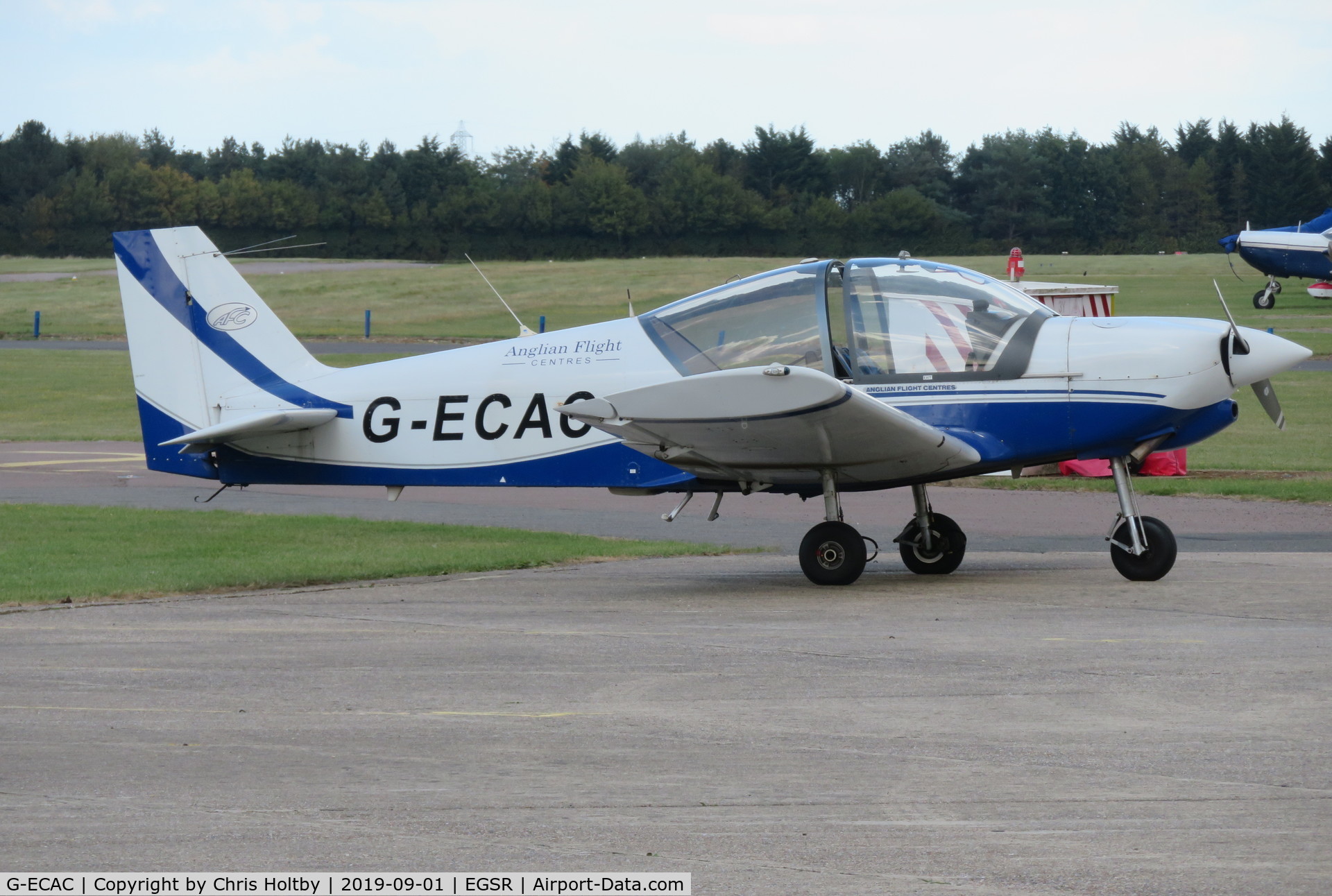 G-ECAC, 2007 Robin R-2120U Alpha C/N 120T-0001, Parked at Earls Colne in Essex