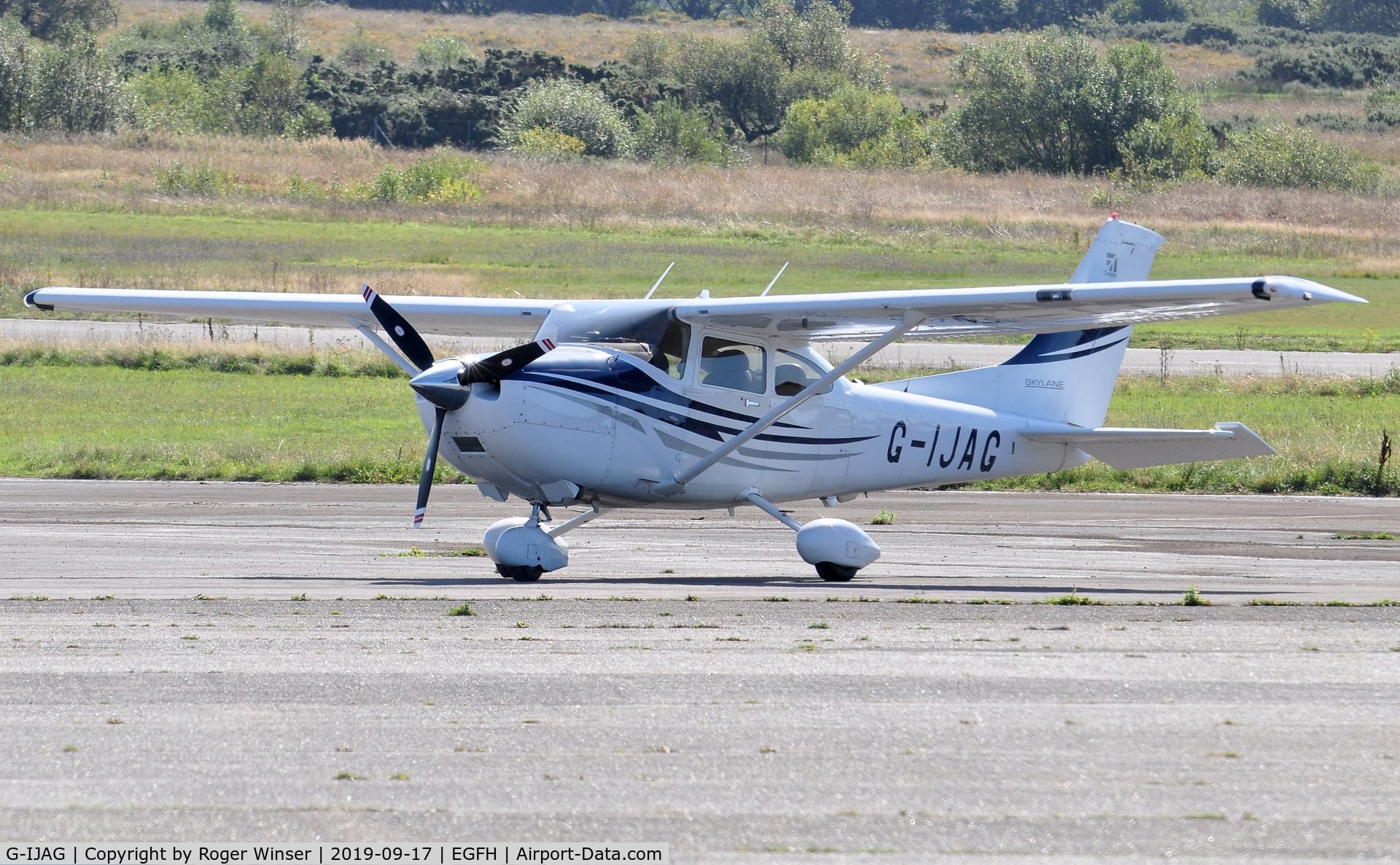 G-IJAG, 2005 Cessna 182T Skylane C/N 18281683, Visiting Skylane.