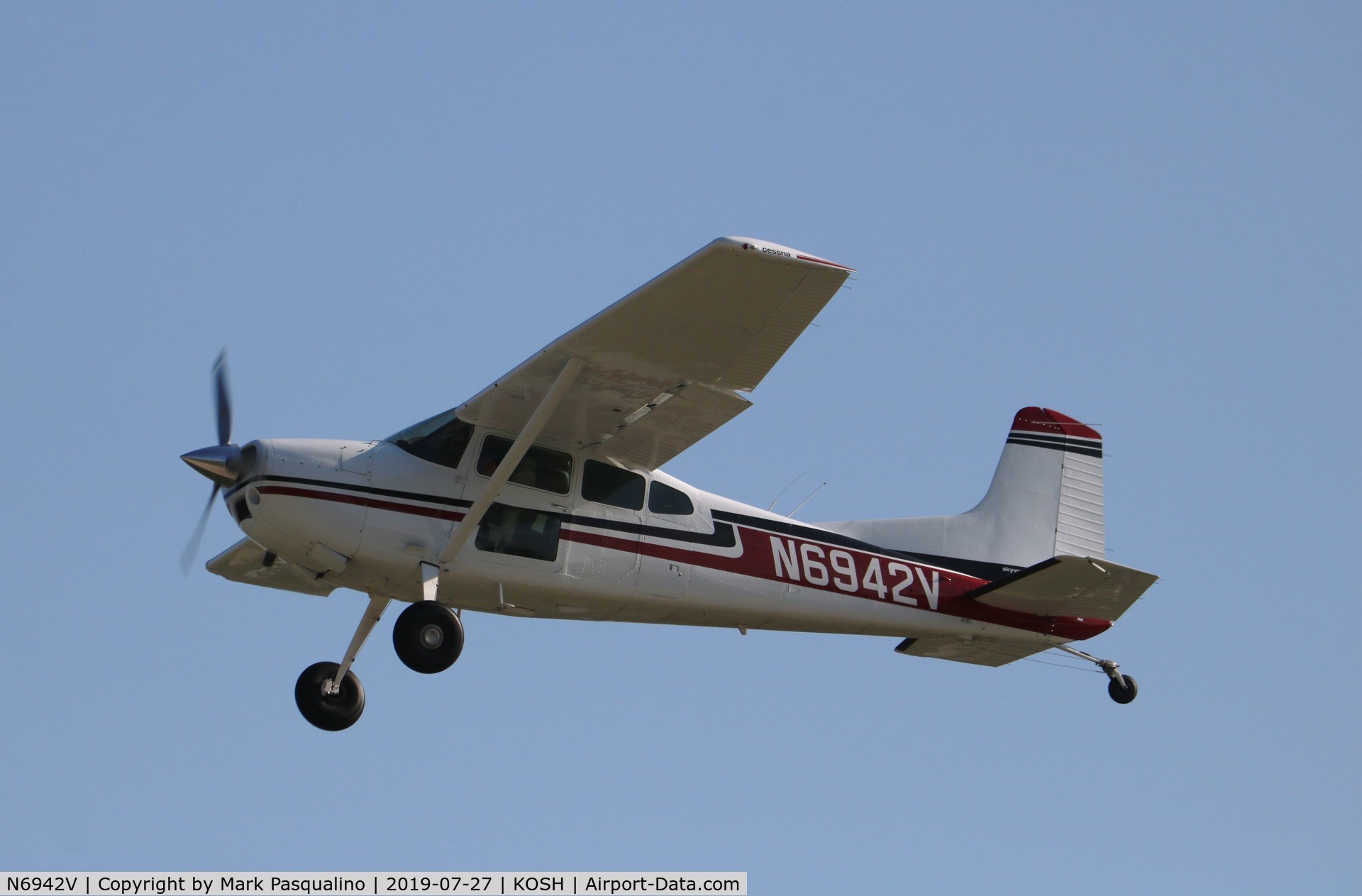 N6942V, 1975 Cessna 180J C/N 18052566, Cessna 180J