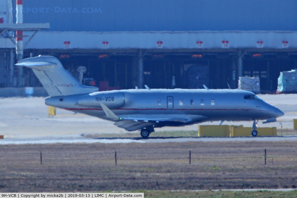 9H-VCB, 2014 Bombardier Challenger 300 (BD-100-1A10) C/N 20514, Taxiing