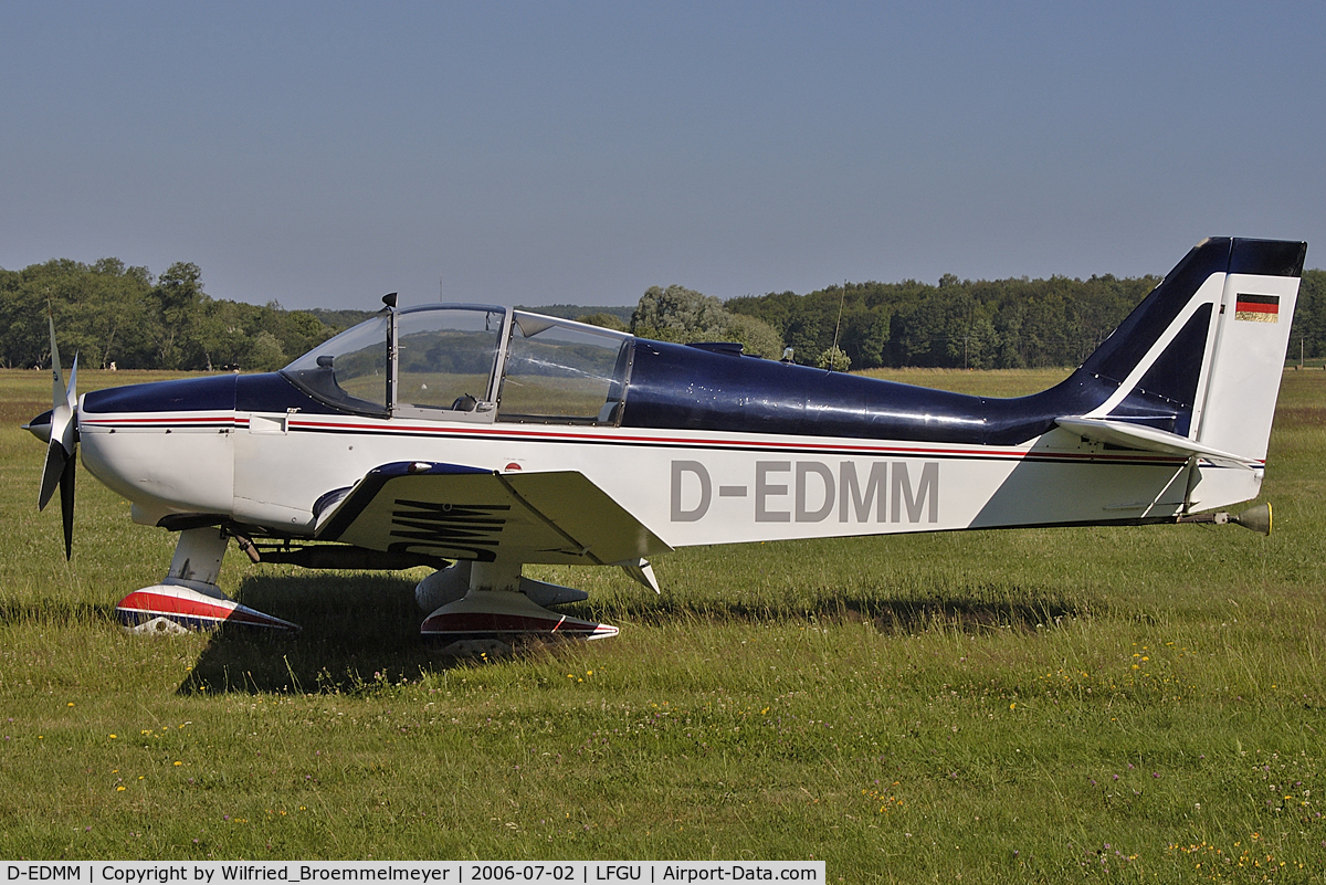 D-EDMM, Robin DR-300-180R C/N 707, Parked at Sarreguemines