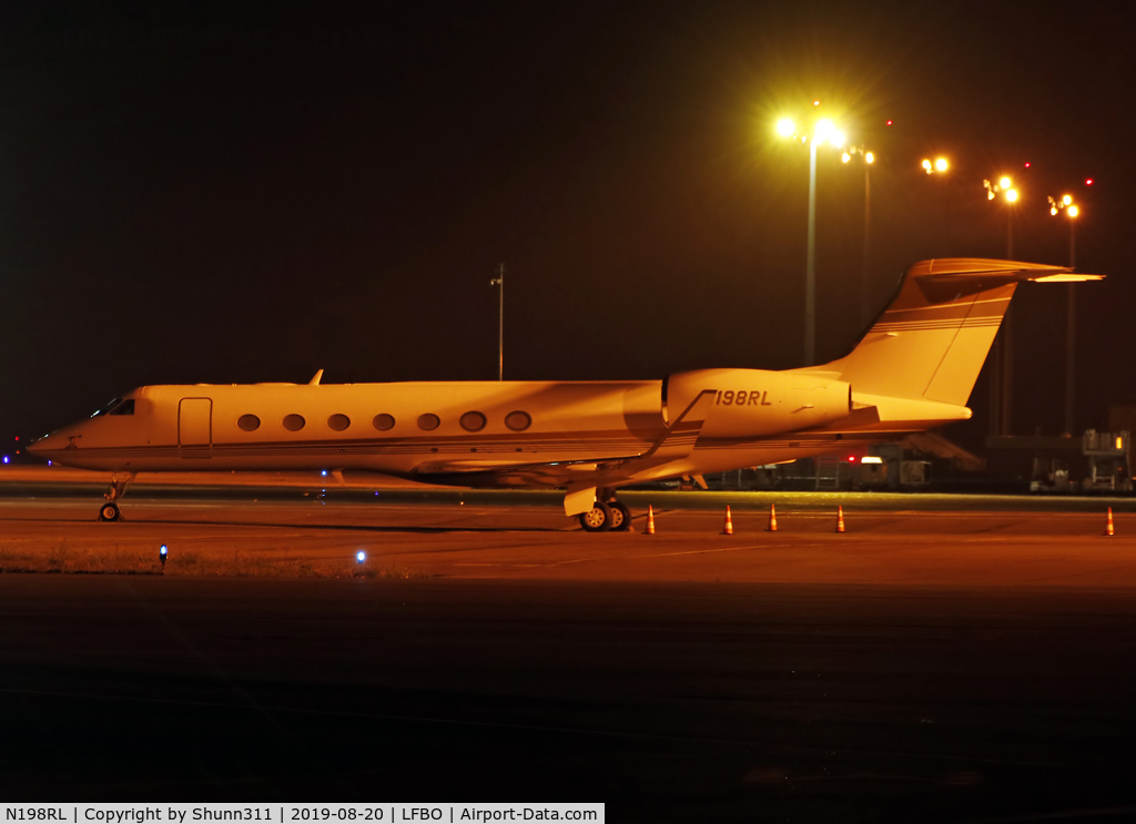 N198RL, 2019 Gulfstream Aerospace GV-SP (G550) C/N 5588, Parked at the General Aviation area...