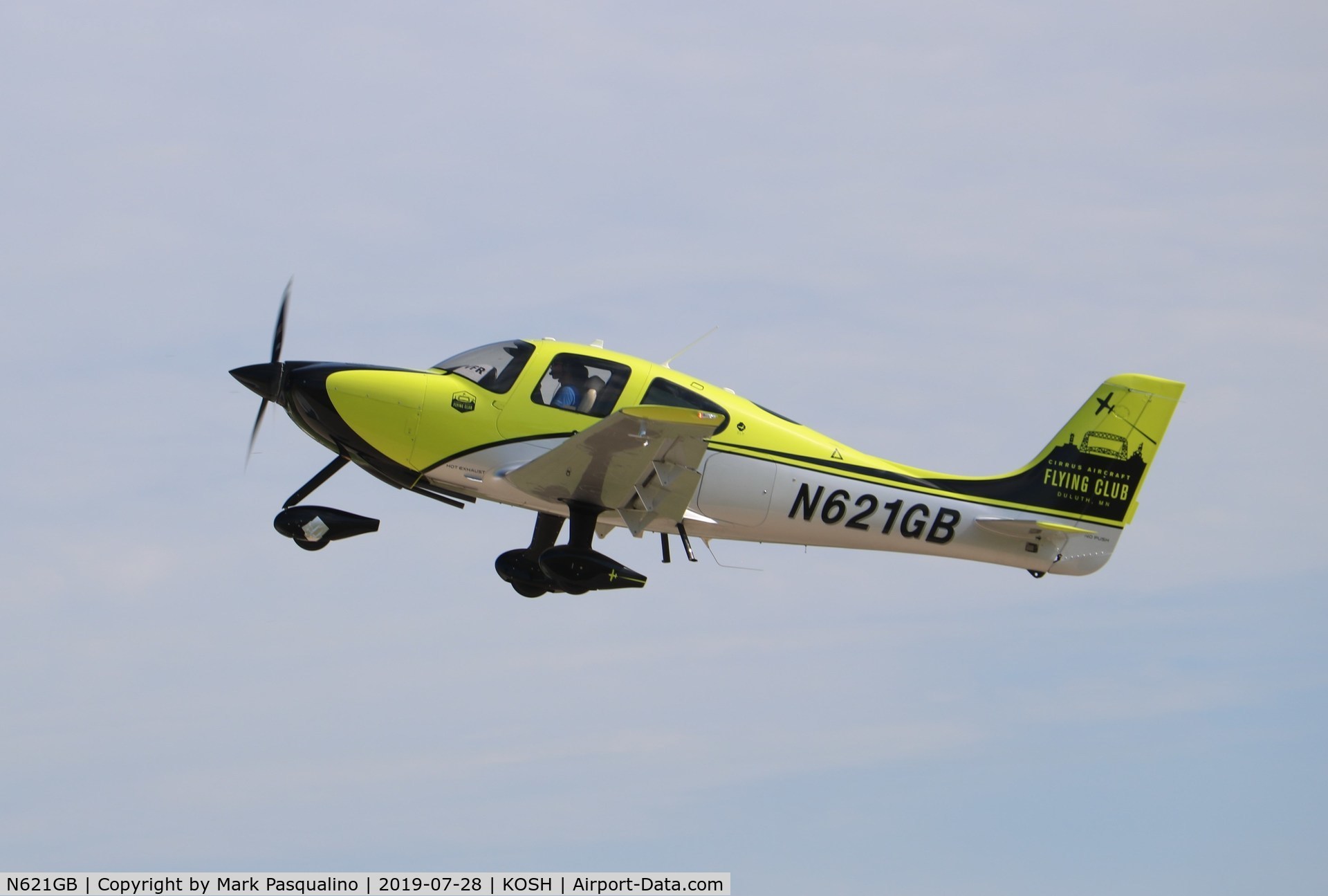 N621GB, Cirrus SR20 C/N 2021, Cirrus SR20