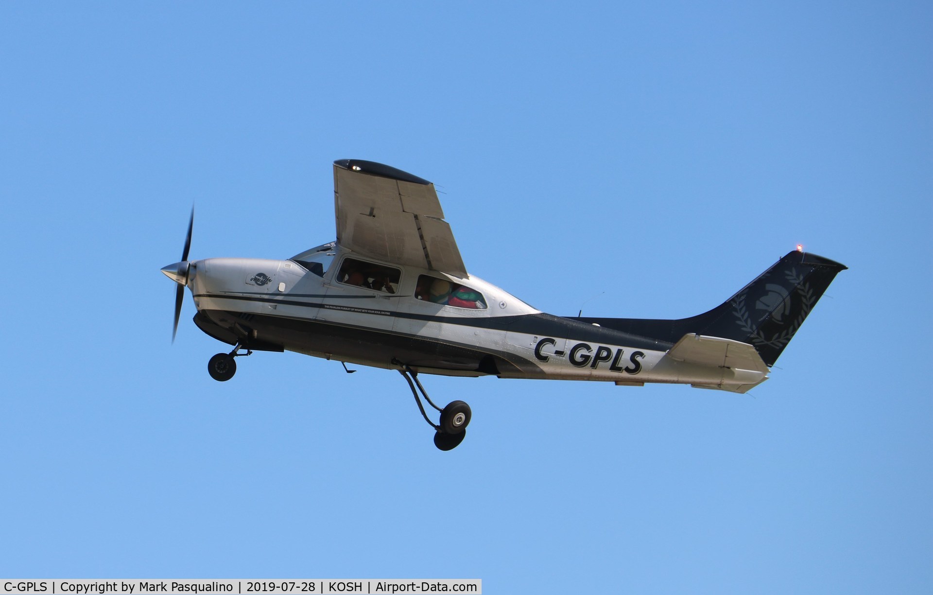 C-GPLS, 1980 Cessna T210N Turbo Centurion C/N 21063885, Cessna T210N