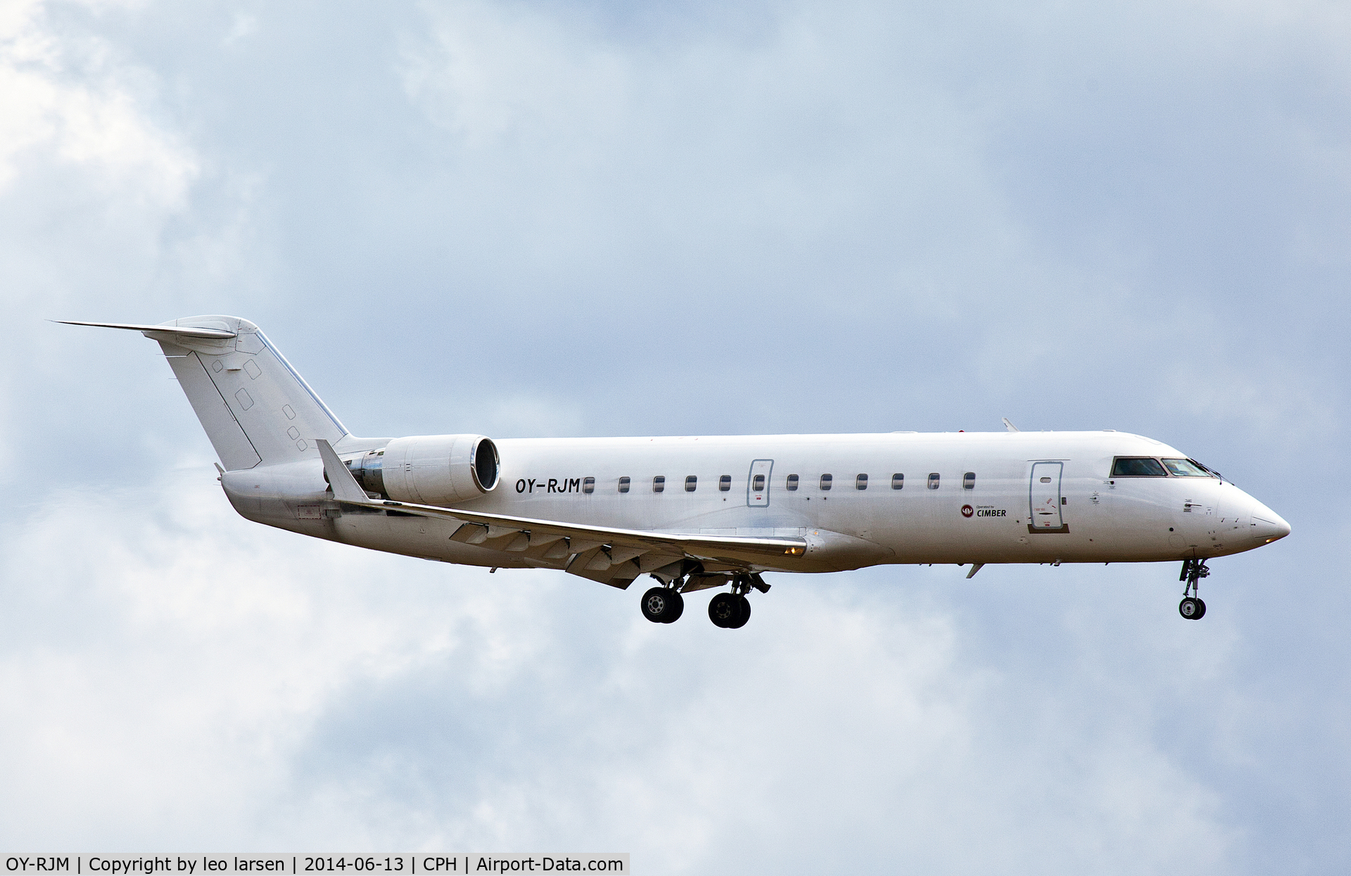 OY-RJM, 2001 Bombardier CRJ-200ER (CL-600-2B19) C/N 7591, Copenhagen 13.6.2014 L/D R-30