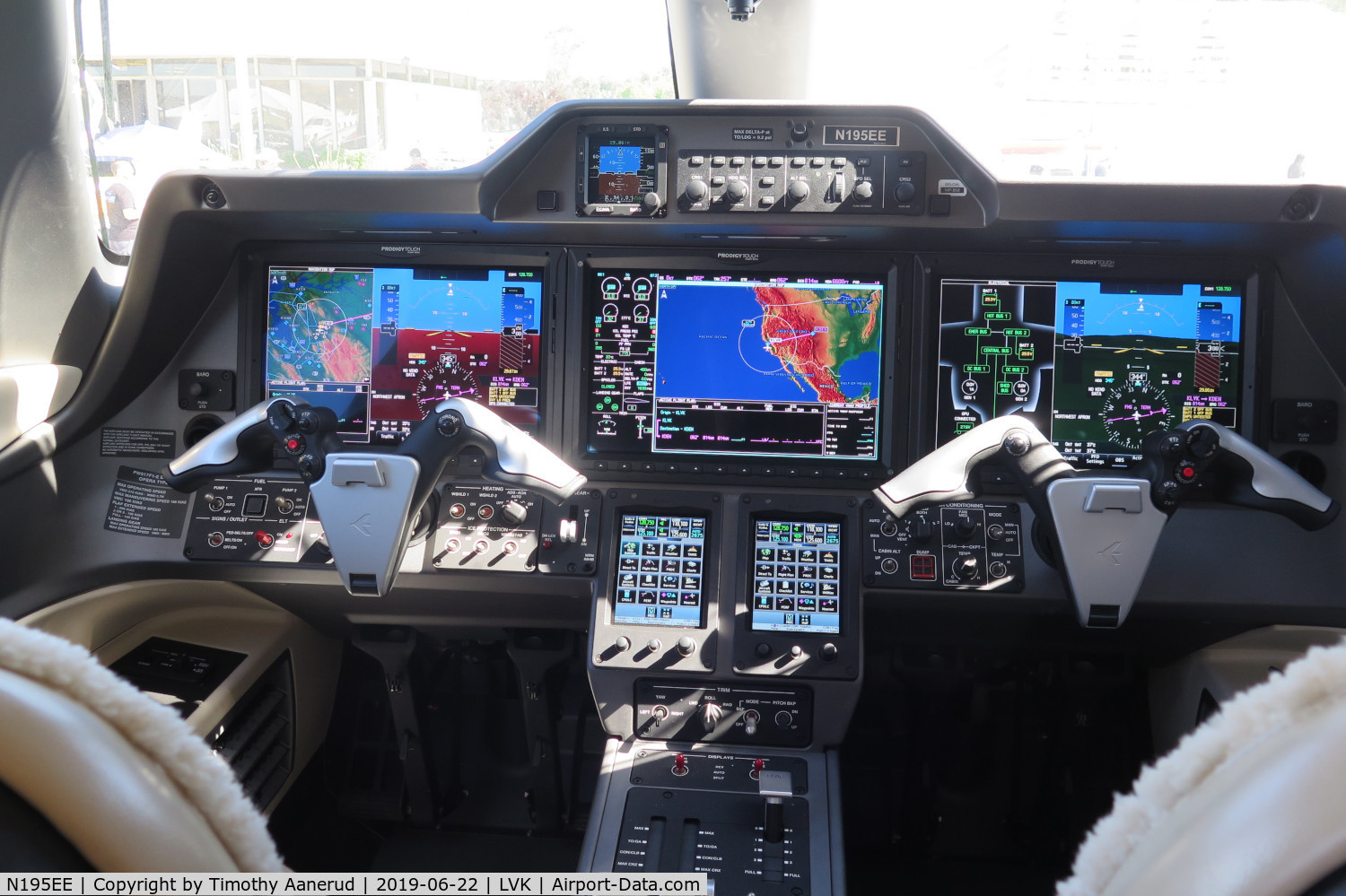 N195EE, 2018 Embraer EMB-500 Phenom 100 C/N 50000395, 2018 Embraer EMB-500 Phenom 100, c/n: 50000395, 2019 AOPA Livermore Fly-In
