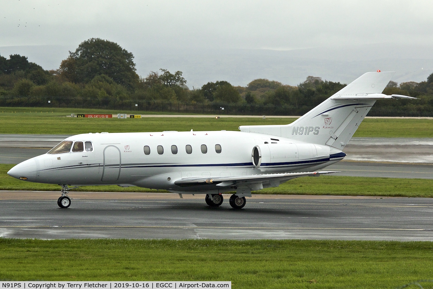 N91PS, 1997 Raytheon Hawker 800XP C/N 258328, At Manchester