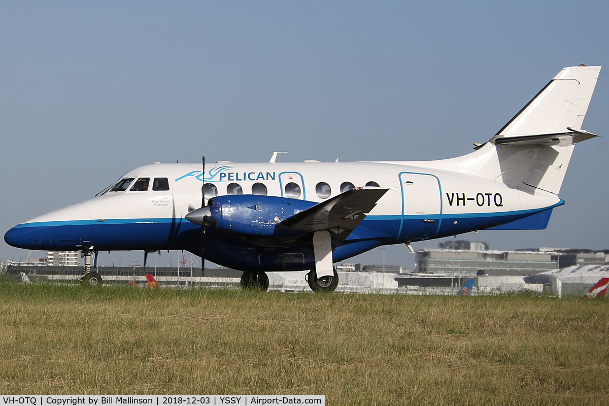 VH-OTQ, 1992 British Aerospace BAe-3202 Jetstream 32 C/N 975, taxi to 34R