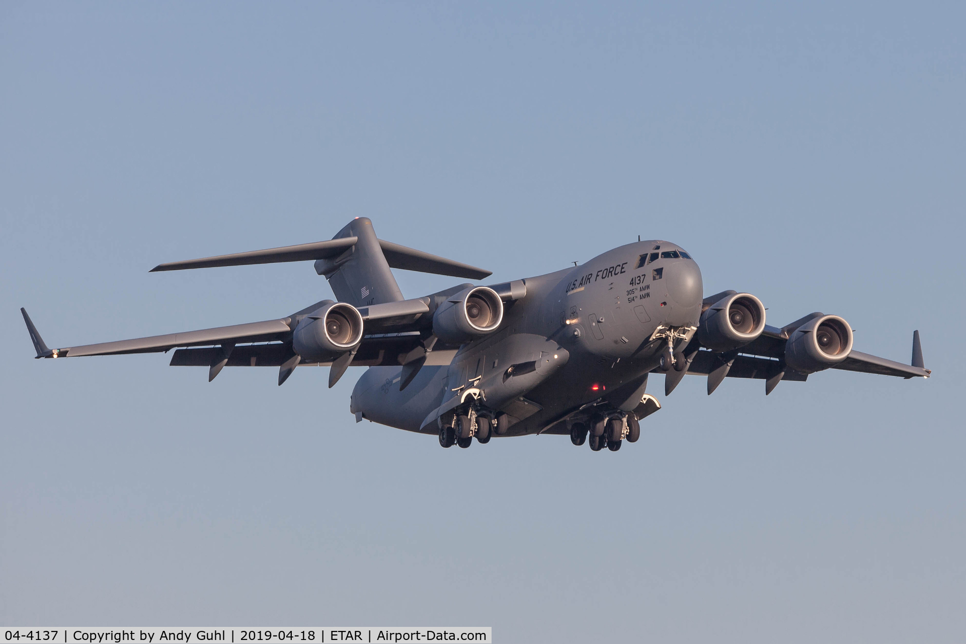 04-4137, 2004 Boeing C-17A Globemaster III C/N P-137, The Spirit of Let's Roll