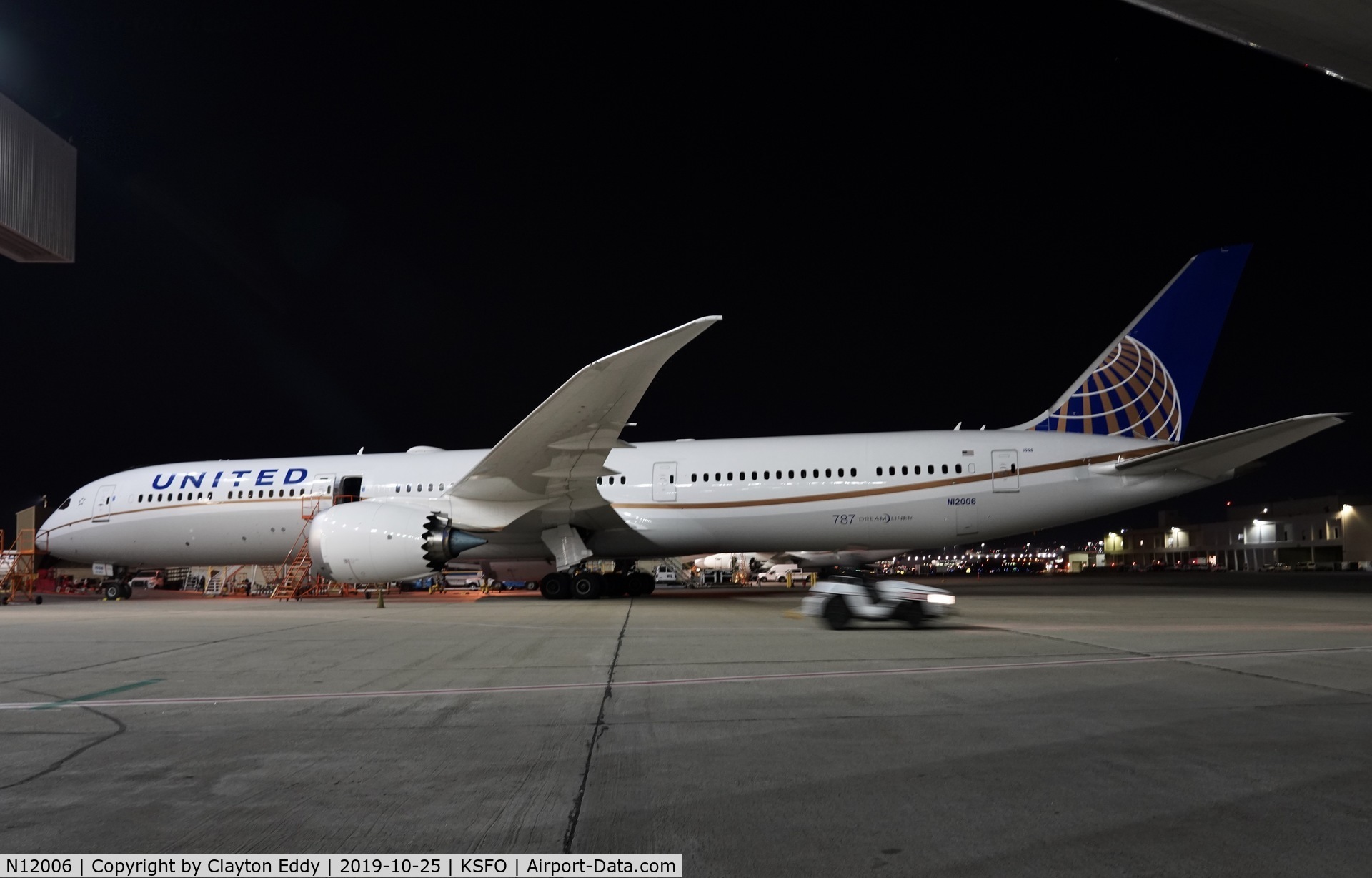 N12006, 2019 Boeing 787-10 Dreamliner C/N 60140, SFO 2019.