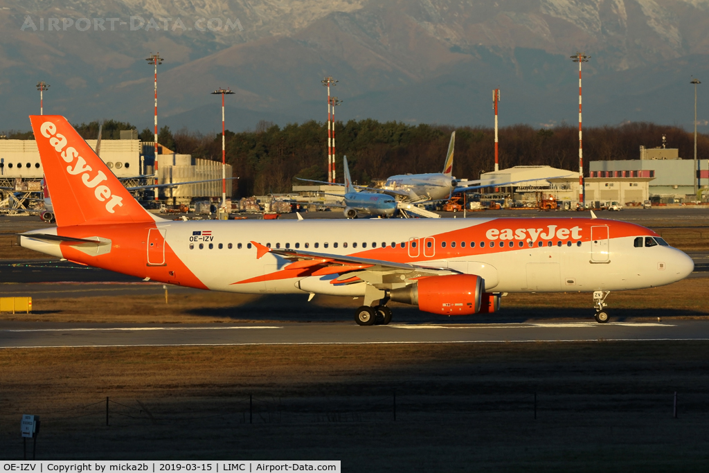 OE-IZV, 2006 Airbus A320-214 C/N 2968, Taxiing