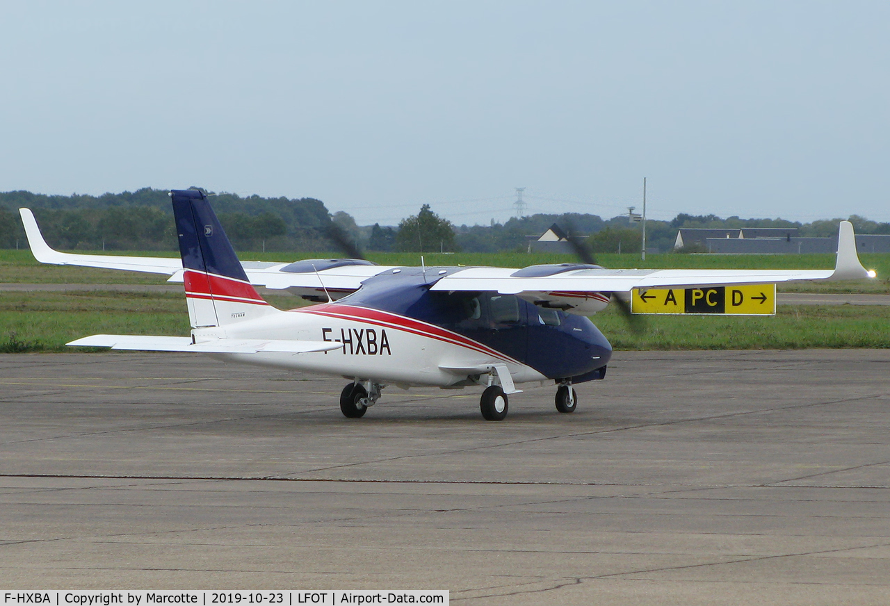 F-HXBA, Tecnam P-2006T C/N 293, Taxiing for runway 02.
