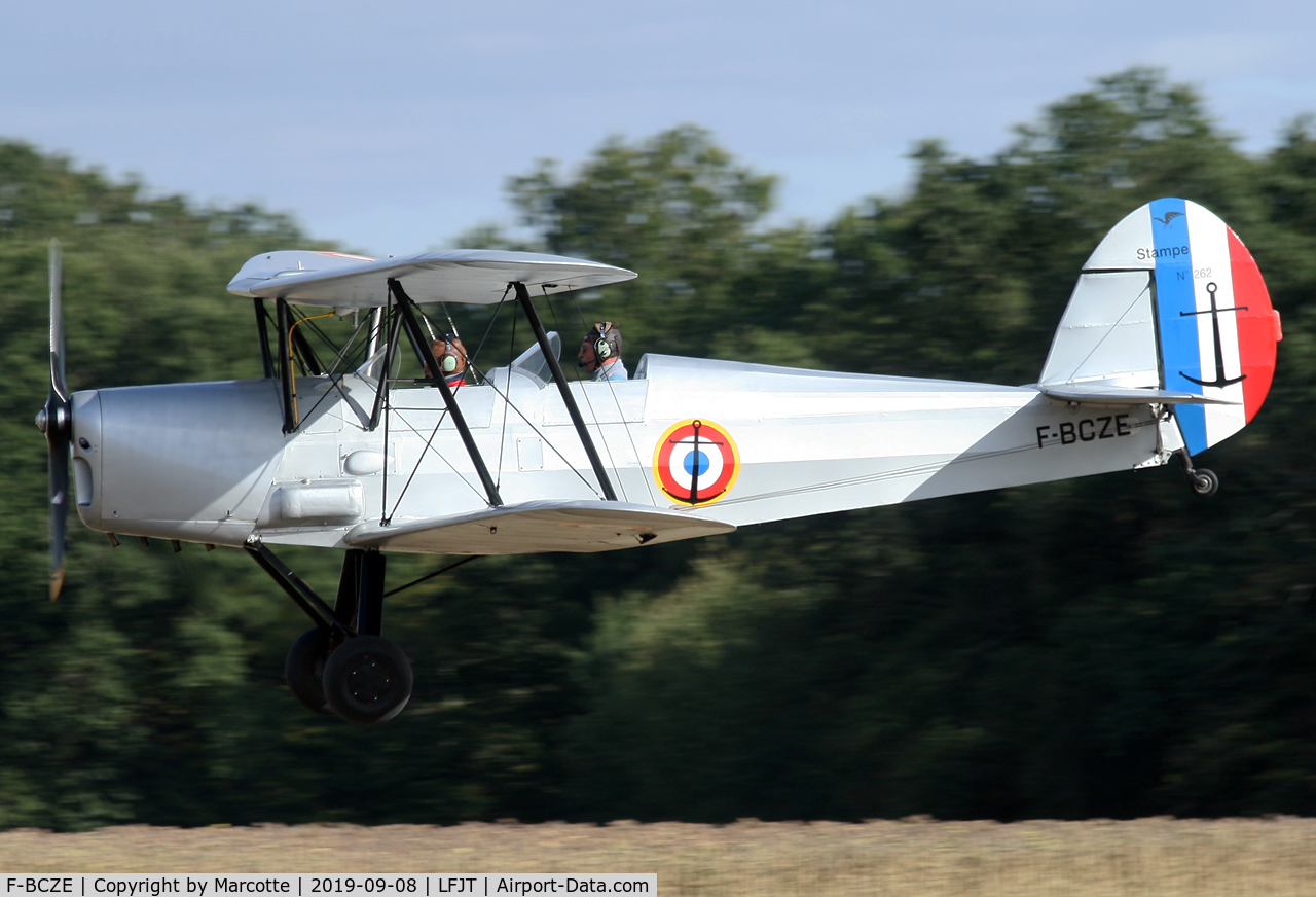 F-BCZE, Nord Stampe SV-4C C/N 262, Low pass runway 03 @Le Louroux.