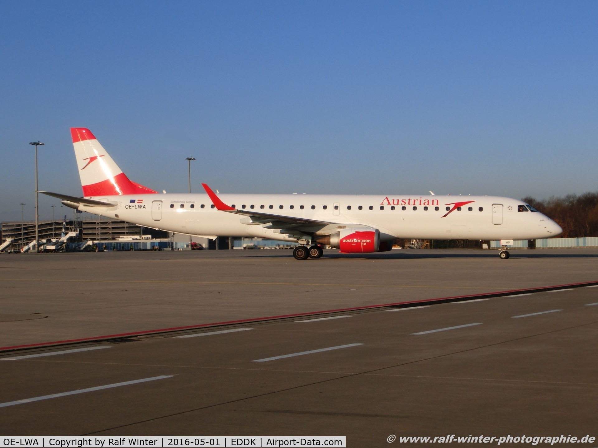 OE-LWA, 2009 Embraer 190LR (ERJ-190-200LR) C/N 19000314, Embraer ERJ-195LR 190-200LR - OS AUA Austrian Airlines 'Füssen' - 19000314 - OE-LWA - 01.05.2016 - CGN