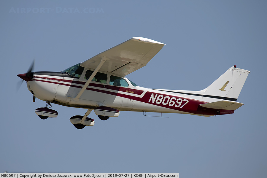 N80697, 1976 Cessna 172M C/N 17266705, Cessna 172M Skyhawk  C/N 17266705, N80697