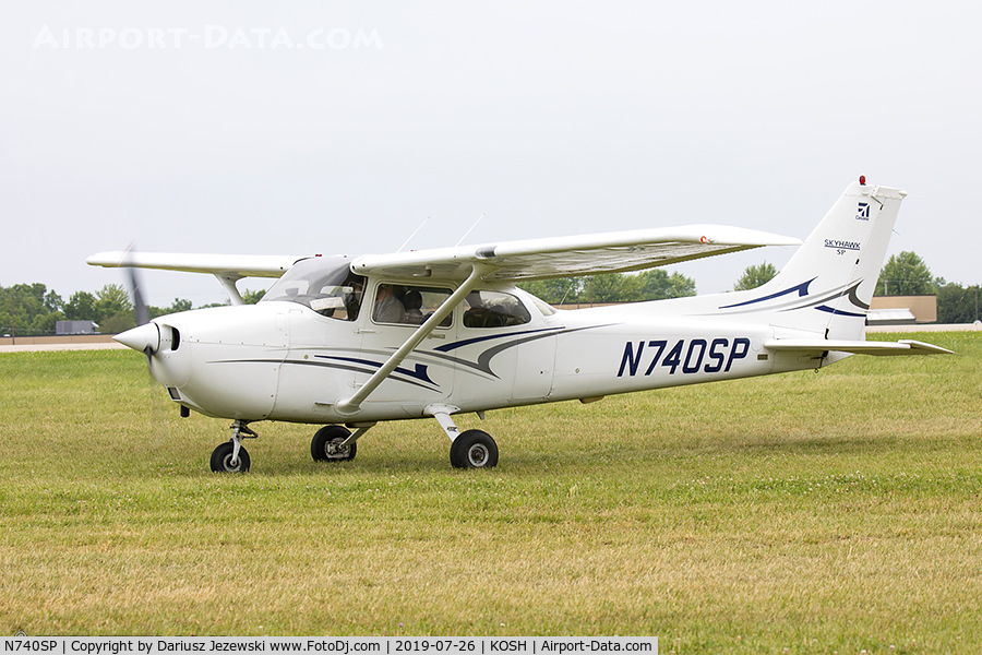 N740SP, 2000 Cessna 172S C/N 172S8671, Cessna 172S Skyhawk  C/N 172S8671, N740SP