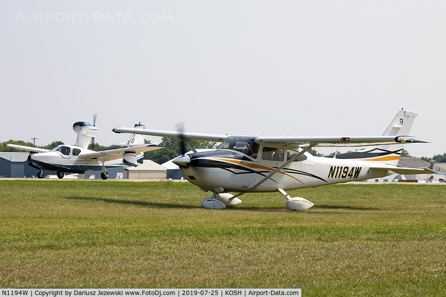 N1194W, 2007 Cessna 182T Skylane C/N 18281906, Cessna 182T Skylane  C/N 18281906, N1194W