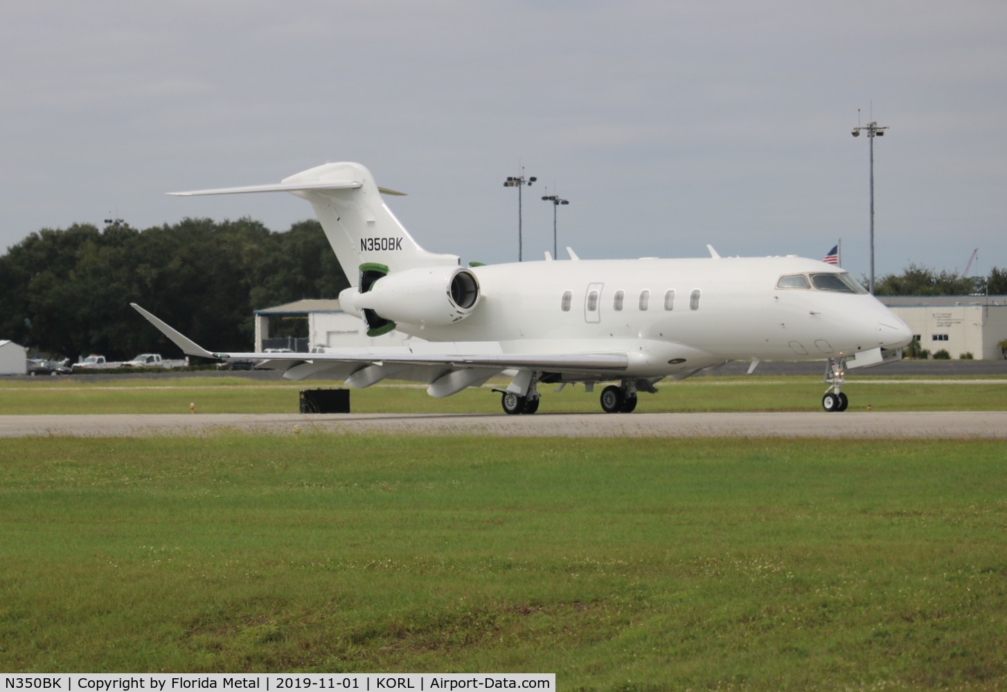 N350BK, 2019 Bombardier Challenger 350 (BD-100-1A10) C/N 20789, Challenger 350