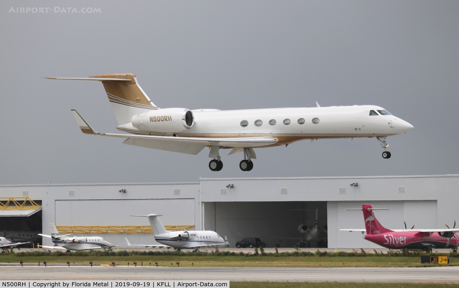 N500RH, Gulfstream Aerospace G-V C/N 558, Hendrick Motorsports
