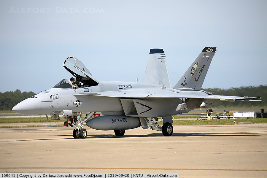 169641, Boeing F/A-18E Super Hornet C/N E303, F/A-18E Super Hornet 169641 AJ-400 from VFA-34 
