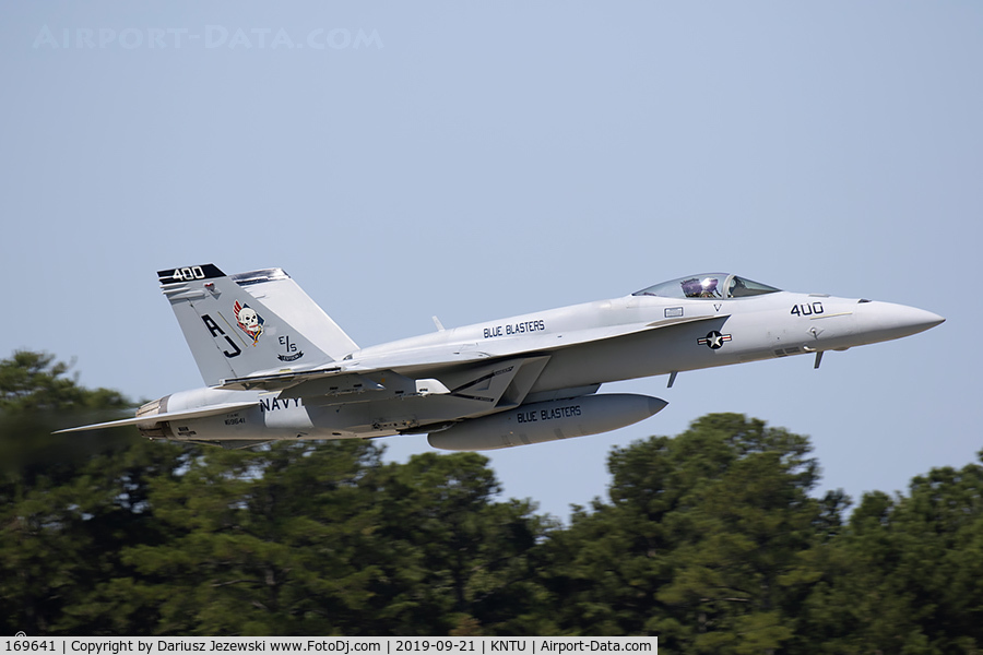 169641, Boeing F/A-18E Super Hornet C/N E303, F/A-18E Super Hornet 169641 AJ-400 from VFA-34 