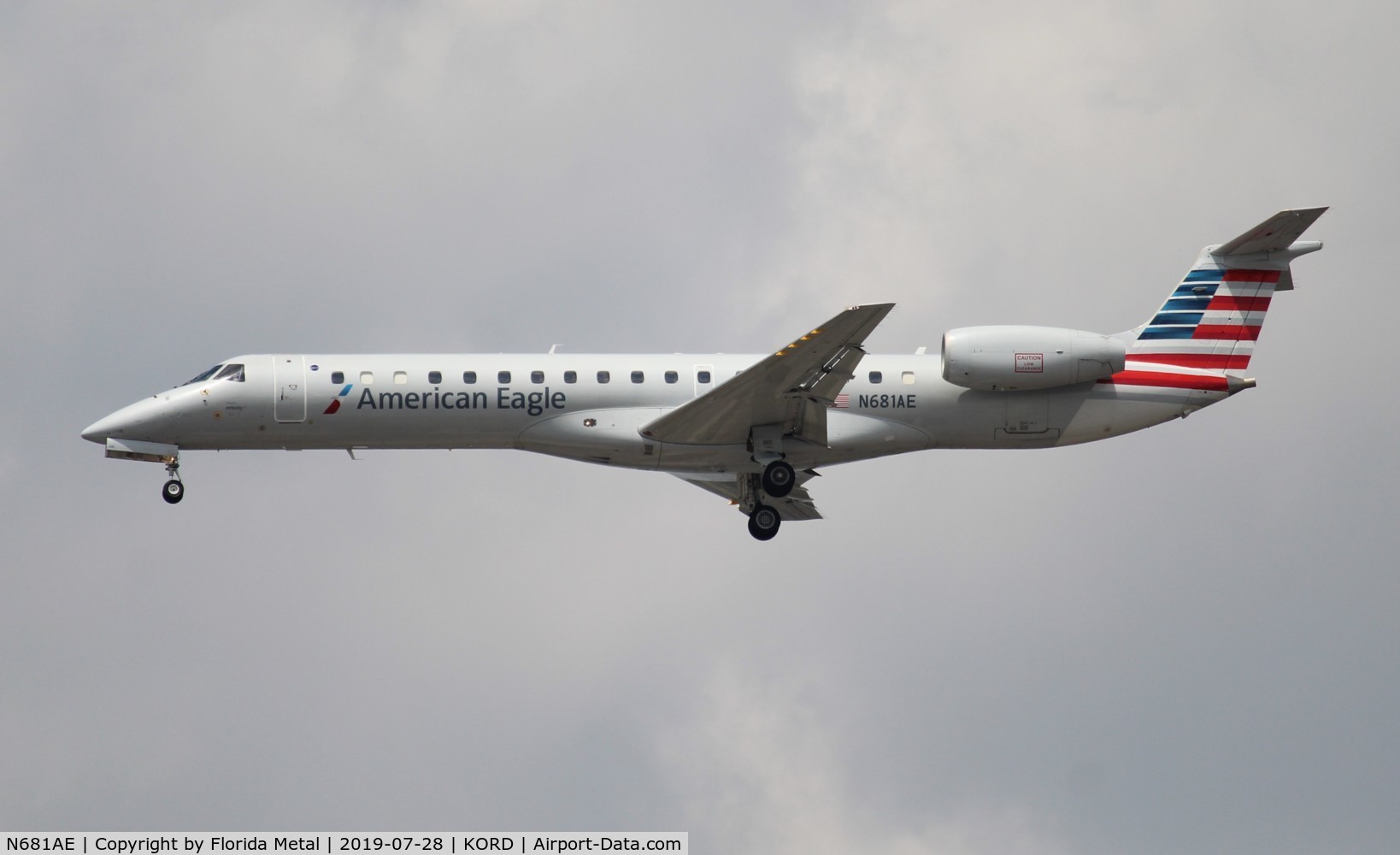 N681AE, 2004 Embraer ERJ-145LR (EMB-145LR) C/N 14500824, American Eagle