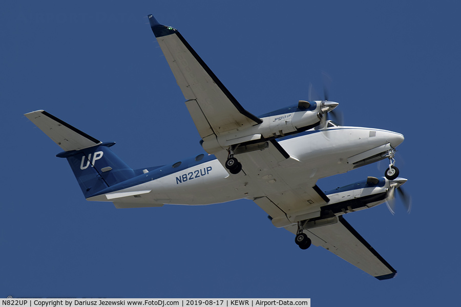 N822UP, 2014 Beechcraft 350 King Air (B300) C/N FL-911, Beech B300 King Air  C/N FL-911, N822UP