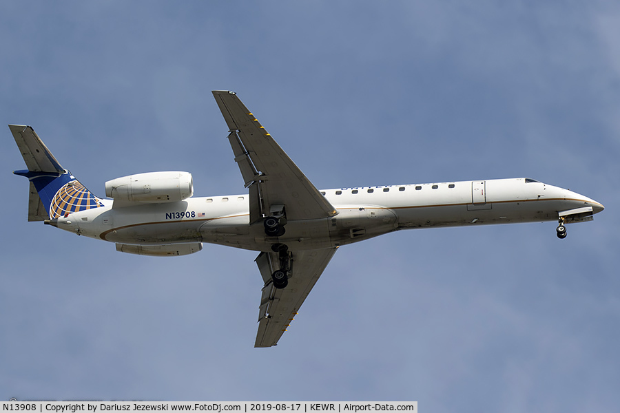 N13908, 2001 Embraer ERJ-145LR (EMB-145LR) C/N 145465, Embraer ERJ-145LR (EMB-145LR) - United Express (ExpressJet Airlines)  C/N 145465, N13908