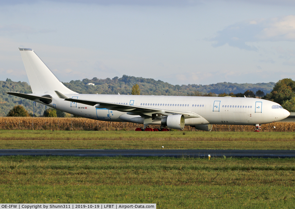 OE-IFW, 2003 Airbus A330-203 C/N 535, Stored @LDE in all white without titles... Ex. VP-BDN with Vim Airlines.