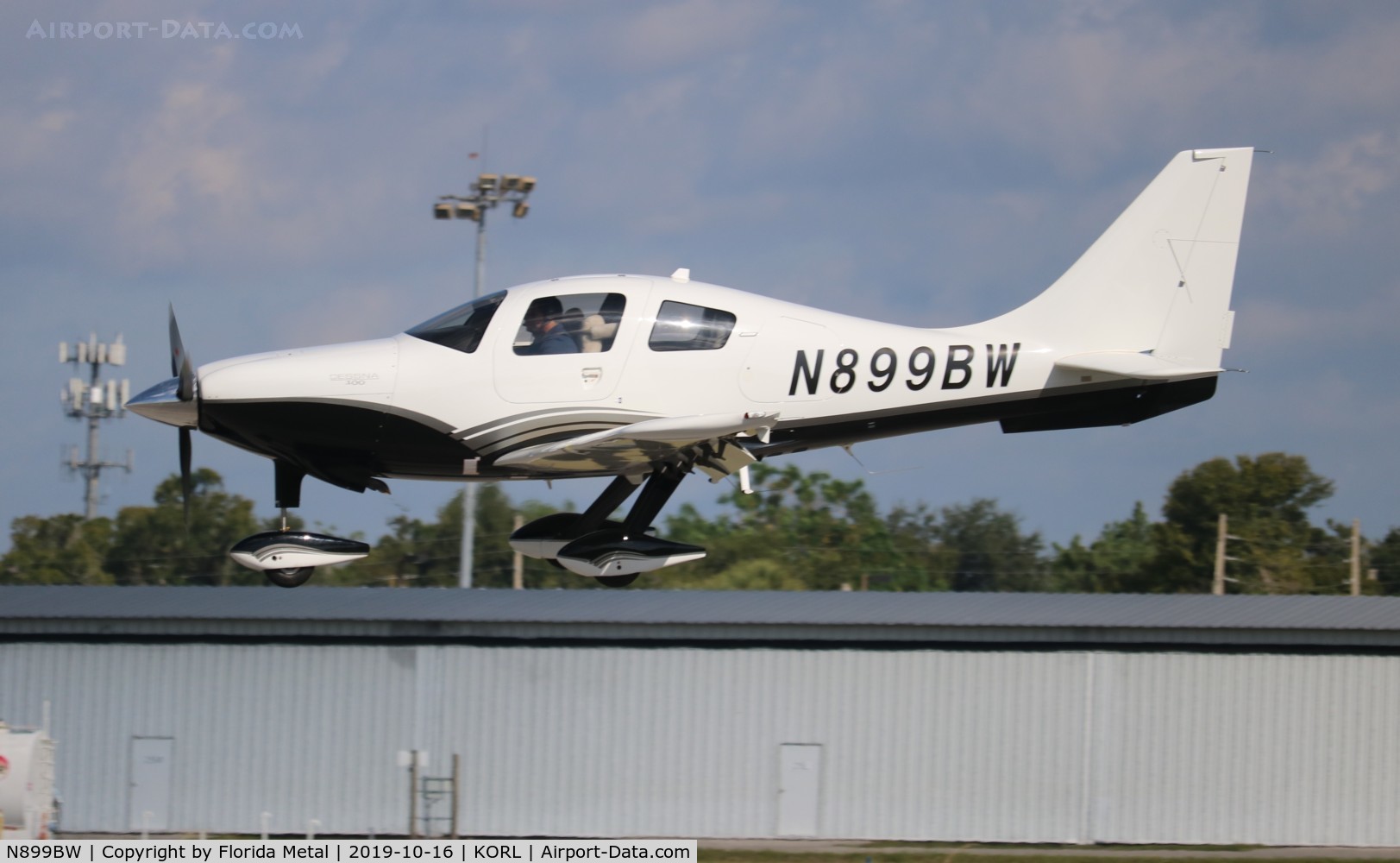 N899BW, 2006 Columbia Aircraft Mfg LC41-550FG C/N 41601, LC41-550FG