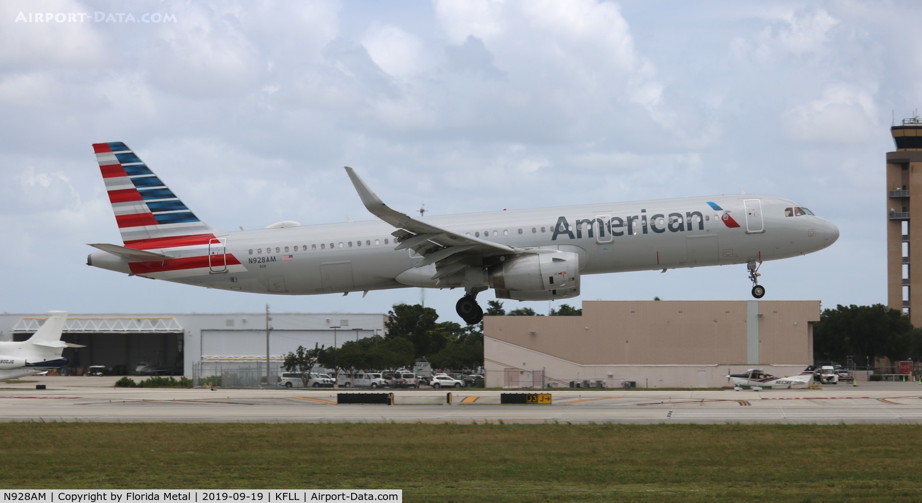 N928AM, 2017 Airbus A321-231 C/N 7515, American