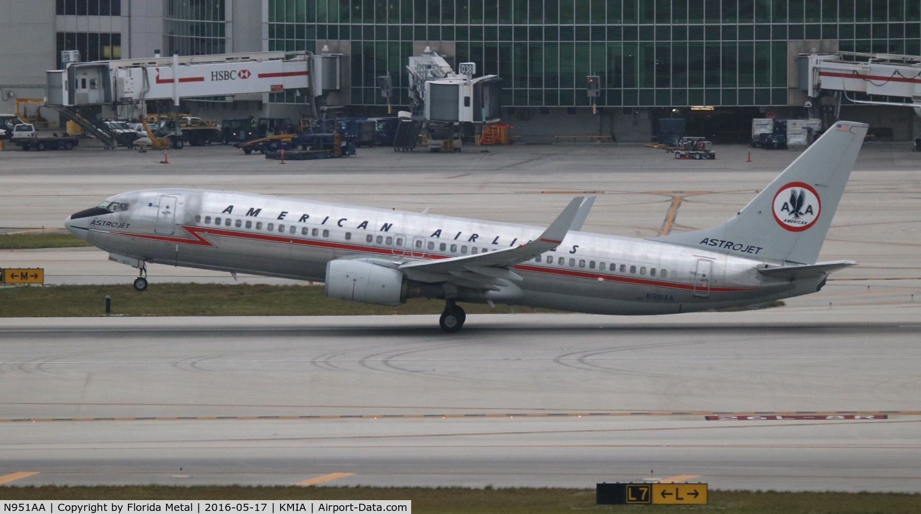 N951AA, 2000 Boeing 737-823 C/N 29538, Astrojet