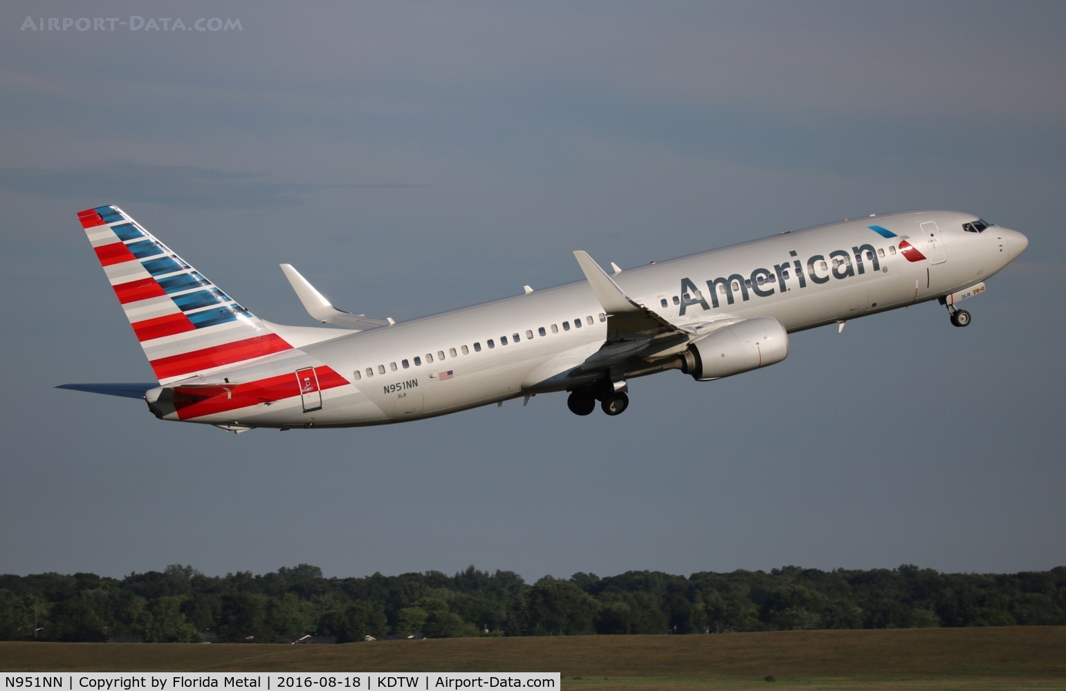 N951NN, 2014 Boeing 737-823 C/N 33327, American