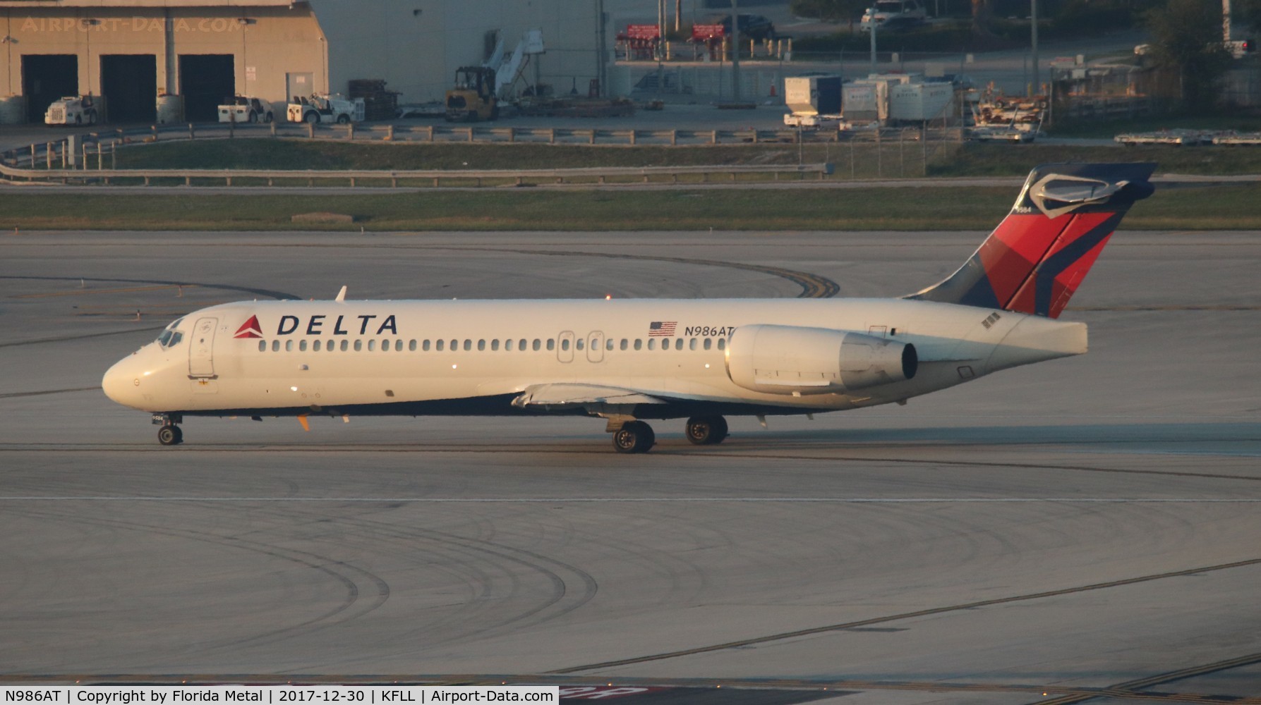 N986AT, 2001 Boeing 717-200 C/N 55089, Delta
