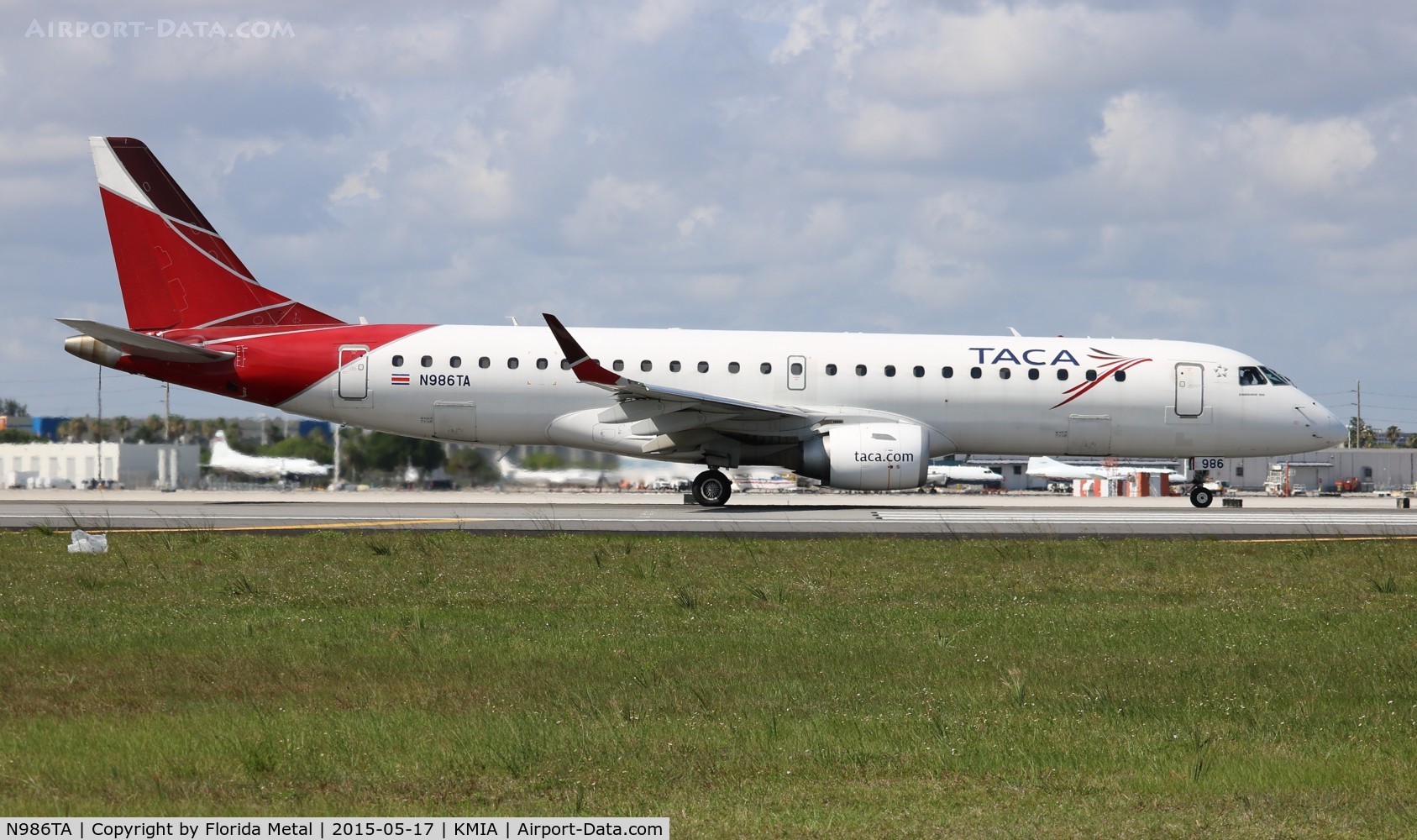 N986TA, Embraer ERJ-190-100 IGW 190AR C/N 19000360, Taca E190