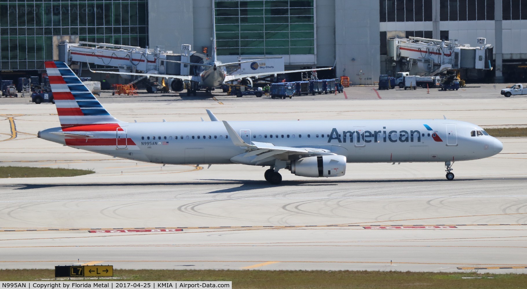 N995AN, 2016 Airbus A321-231 C/N 7301, American