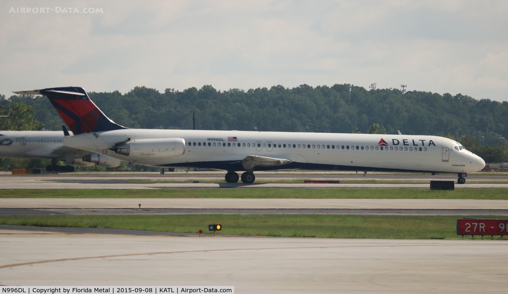 N996DL, 1991 McDonnell Douglas MD-88 C/N 53363, Delta at ATL