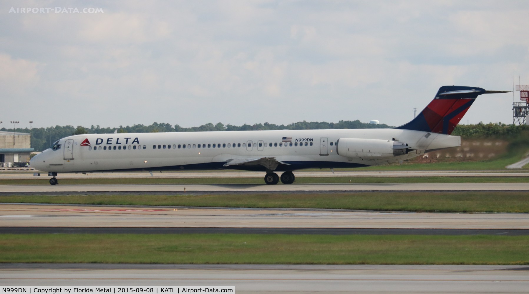 N999DN, 1992 McDonnell Douglas MD-88 C/N 53371, Delta at ATL