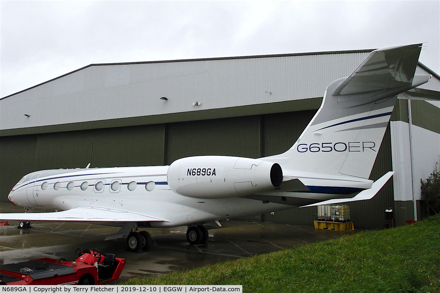 N689GA, 2019 Gulfstream G-VI (G650ER) C/N 6389, At Luton - ? on delivery
