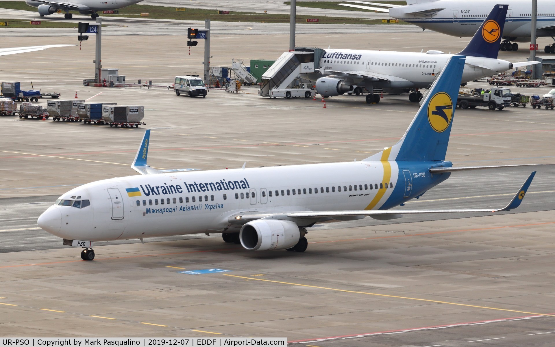 UR-PSO, 2001 Boeing 737-8Q8 C/N 30628, Boeing 737-8Q8