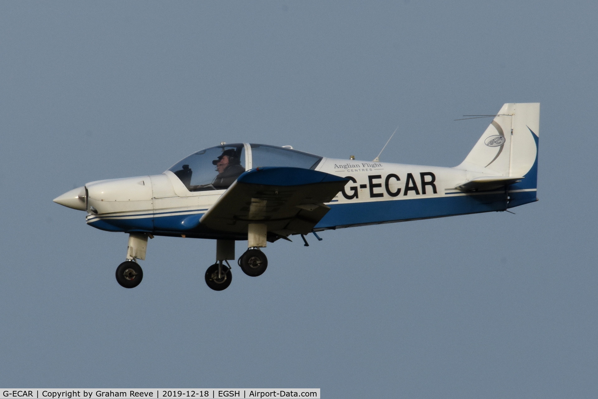 G-ECAR, 1997 Robin HR-200-120B C/N 321, Landing at Norwich.