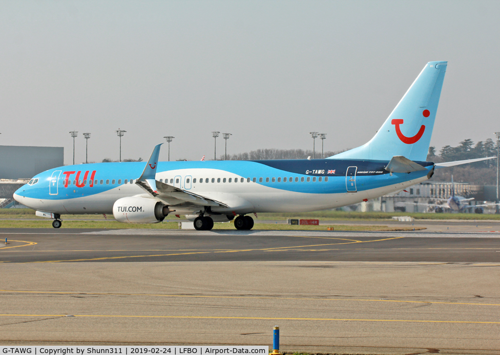 G-TAWG, 2012 Boeing 737-8K5 C/N 37266, Ready for take off from rwy 14L with TUI titles...