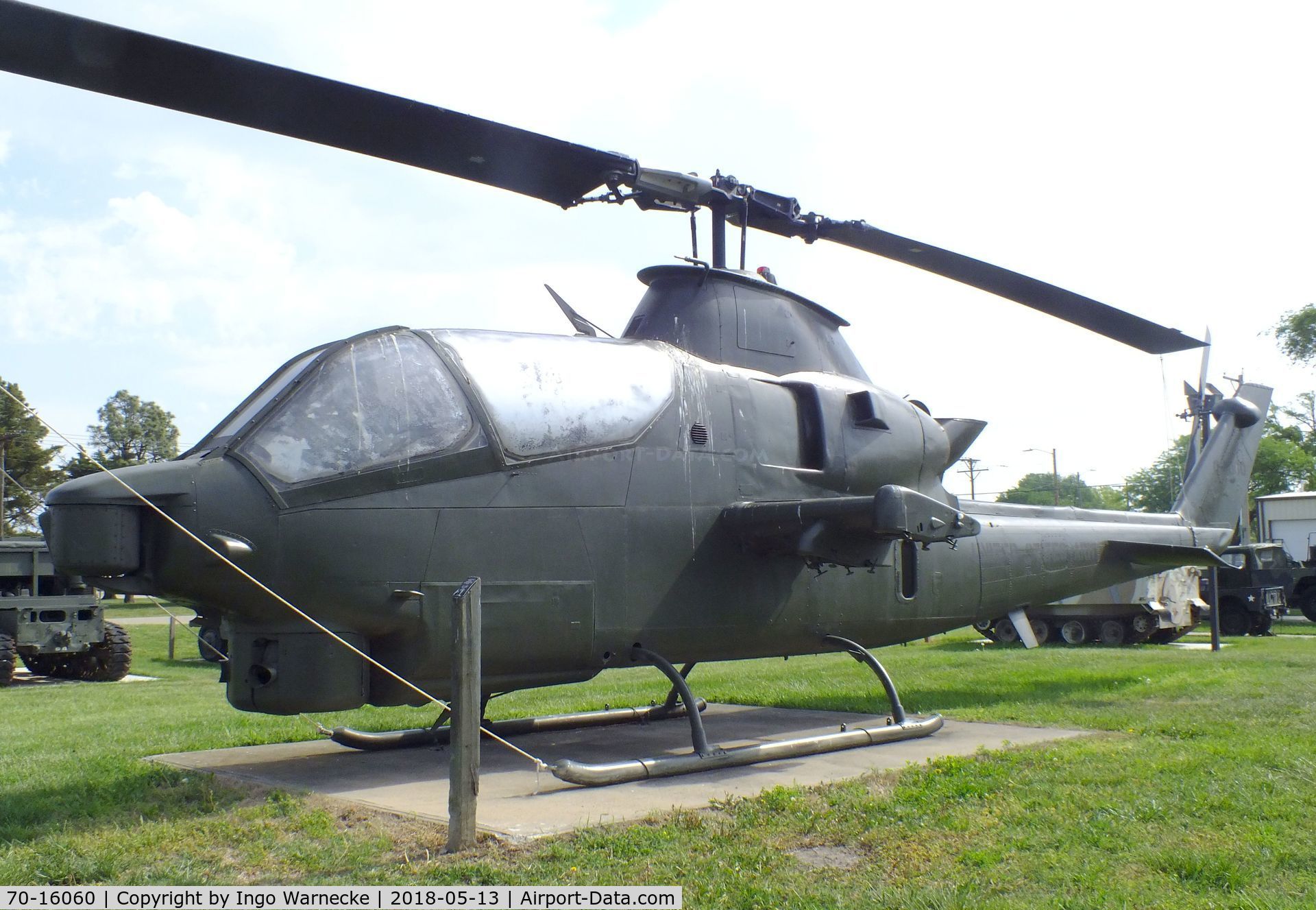 70-16060, 1970 Bell AH-1S Cobra C/N 21004, Bell AH-1S Cobra at the Museum of the Kansas National Guard, Topeka KS