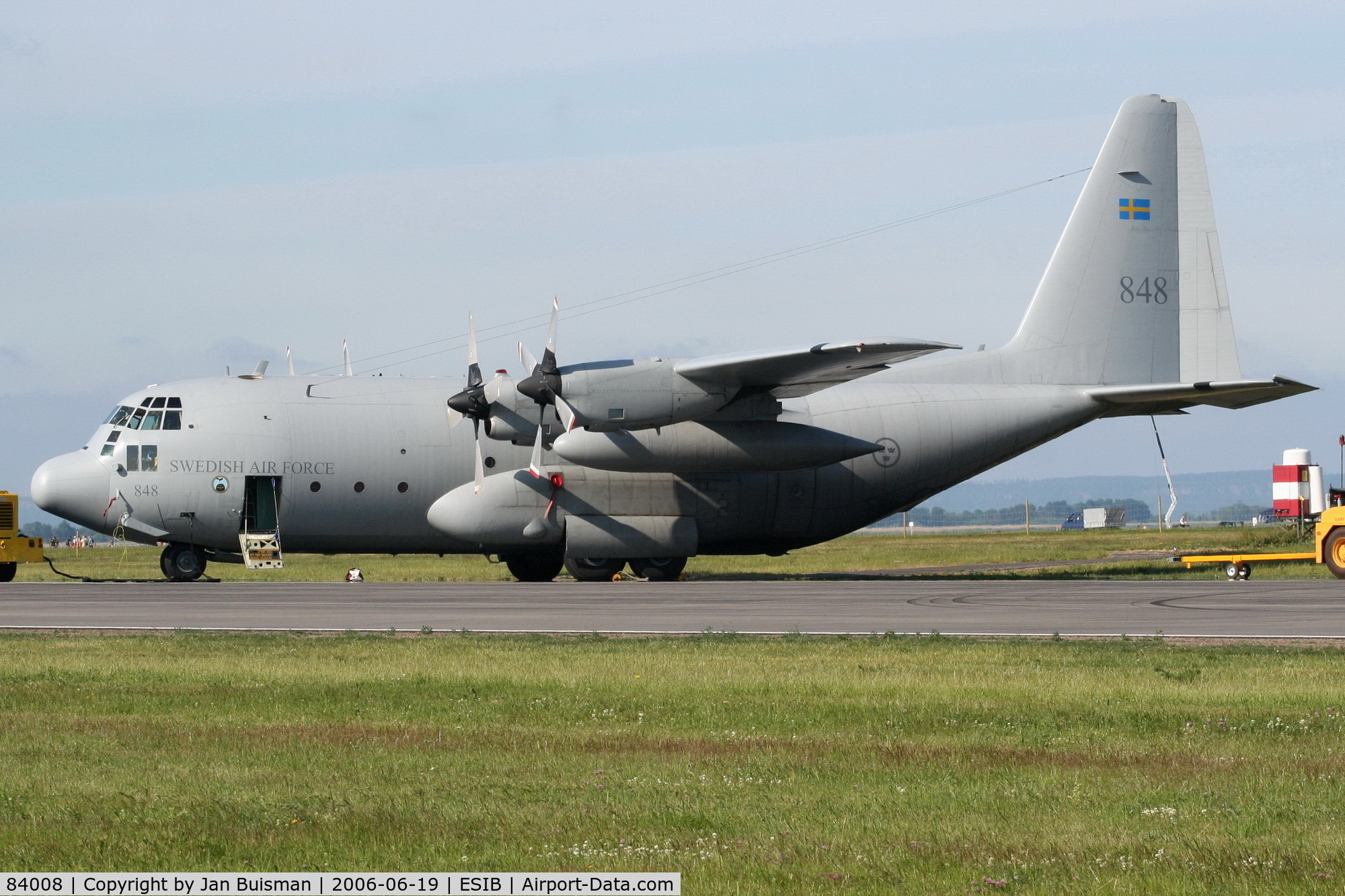 84008, Lockheed C-130H Hercules C/N 382-4890, SWedish Air Force