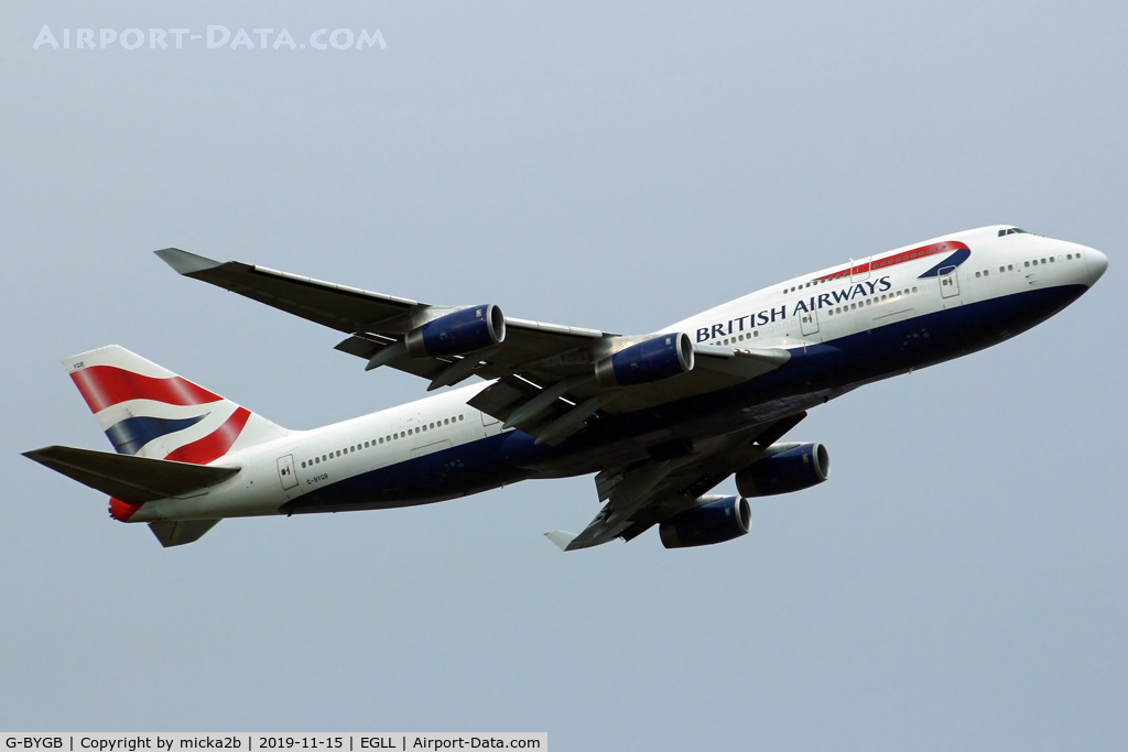 G-BYGB, 1999 Boeing 747-436 C/N 28856, Take off. Scrapped in september 2020.