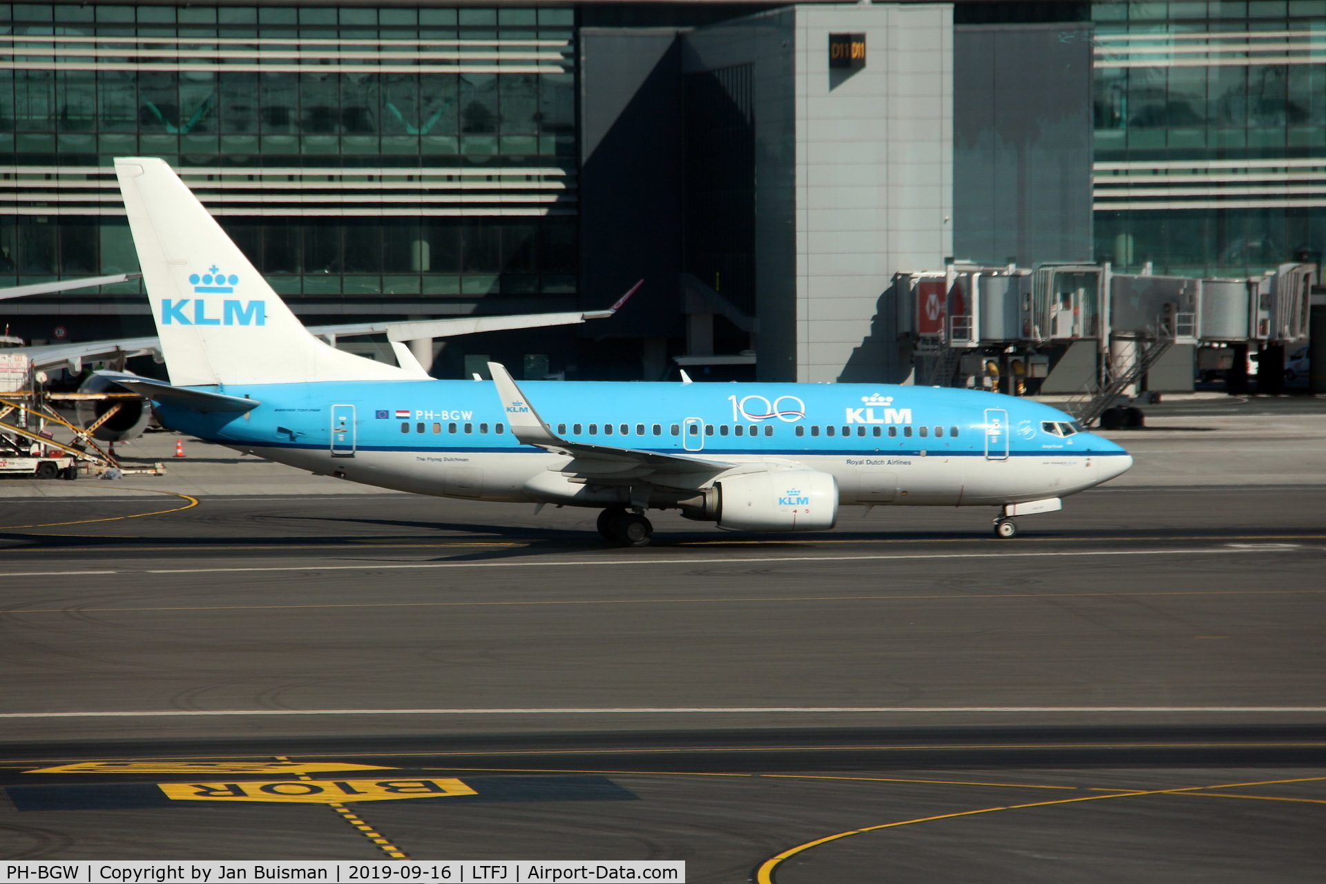 PH-BGW, 2011 Boeing 737-7K2 C/N 38128, KLM